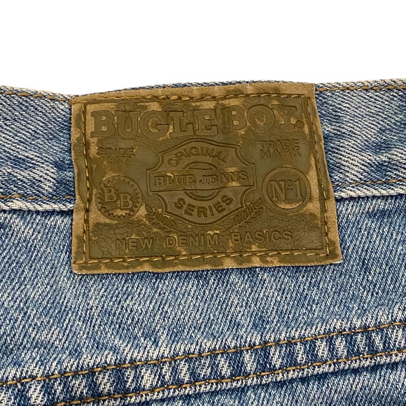 VINTAGE BUGLE BOY DENIM SHORTS 14 - Picture 3 of 5